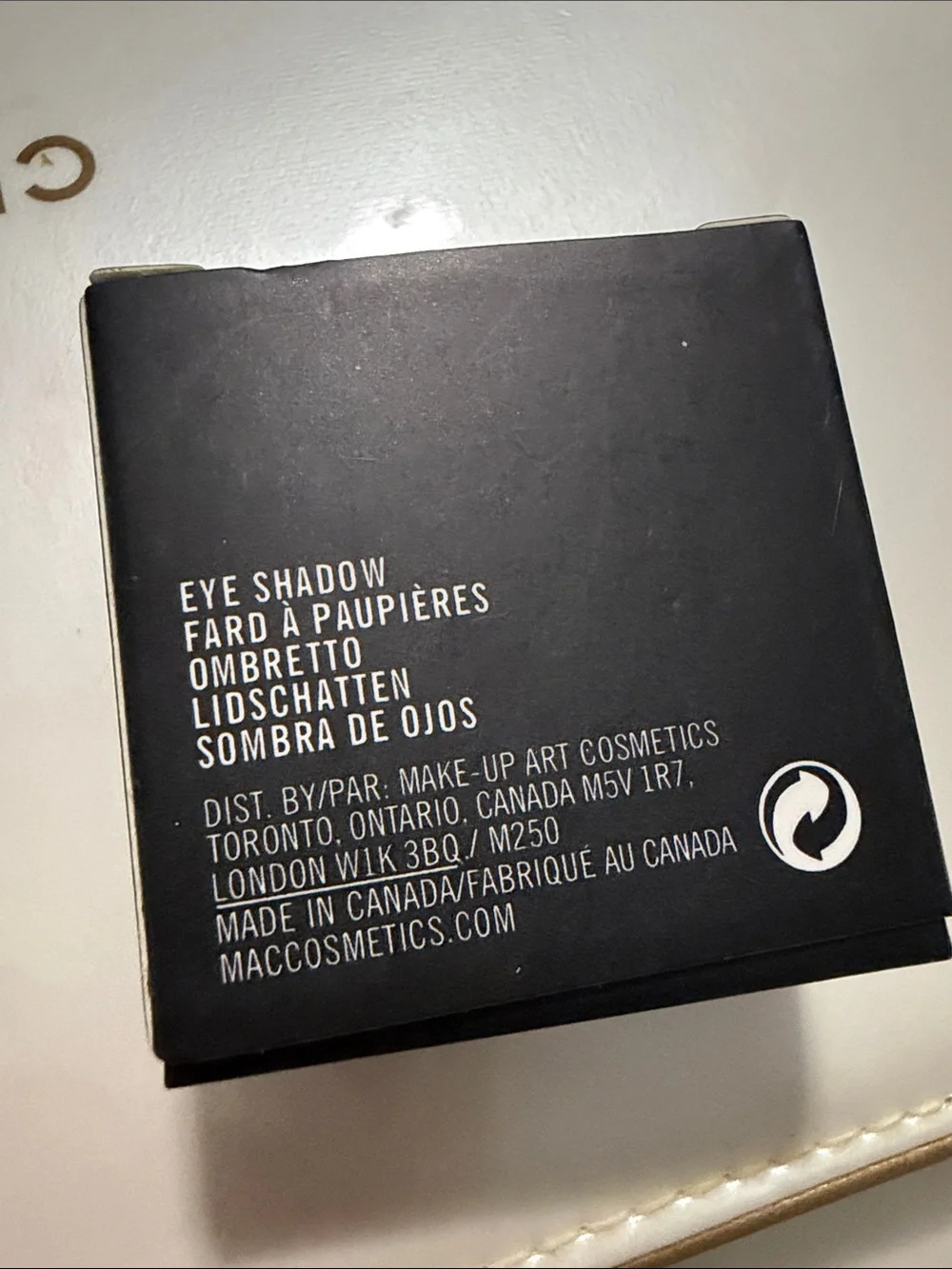 MAC Cosmetics luminous single